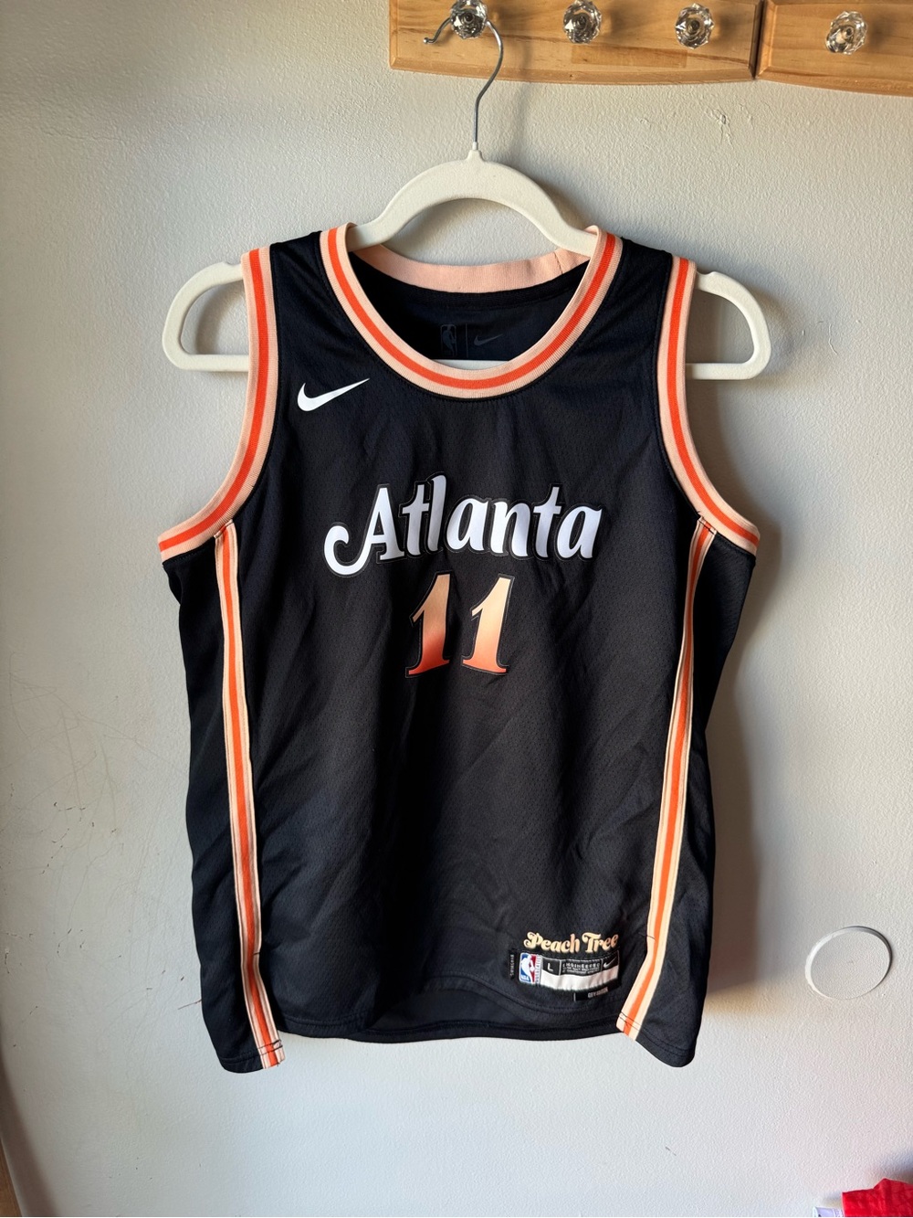 Nike Trae Young 11 Atlanta Hawks Peach Tree City Edition Jersey Youth Large